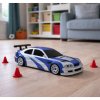 RC auto E46 na drift s kužely